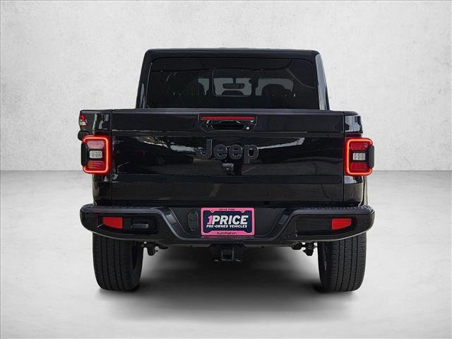 Used 2023 Jeep Gladiator Overland AWD/4WD image 6