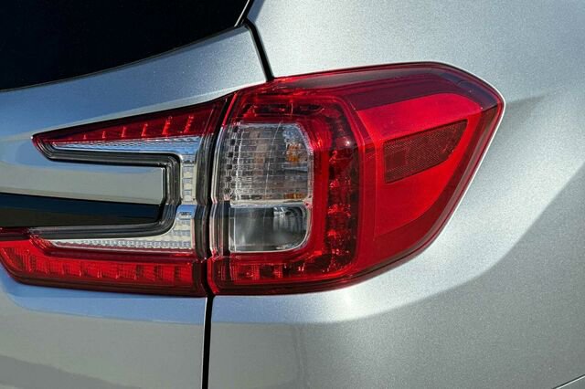New 2025 Subaru Ascent Onyx Edition image 33