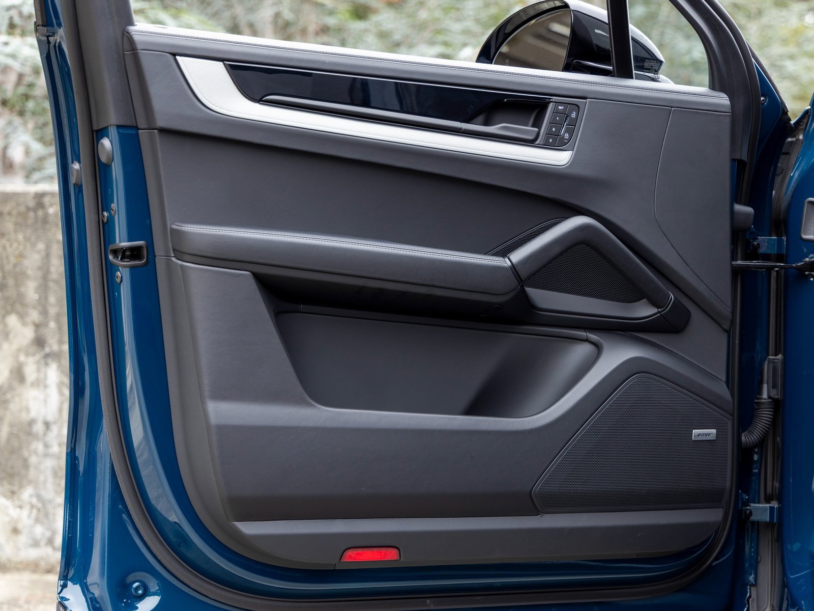 New 2025 Porsche Cayenne S image 21