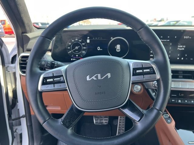 Used 2025 Kia Telluride SX Prestige X-Line image 14