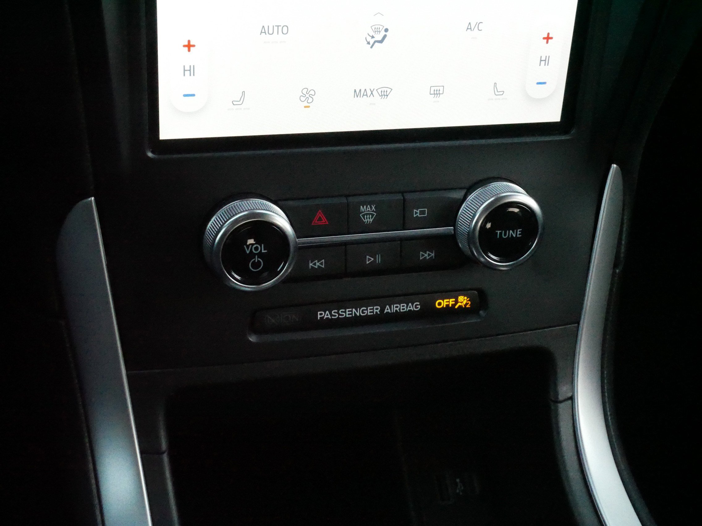 Used 2023 Ford Edge SEL image 23