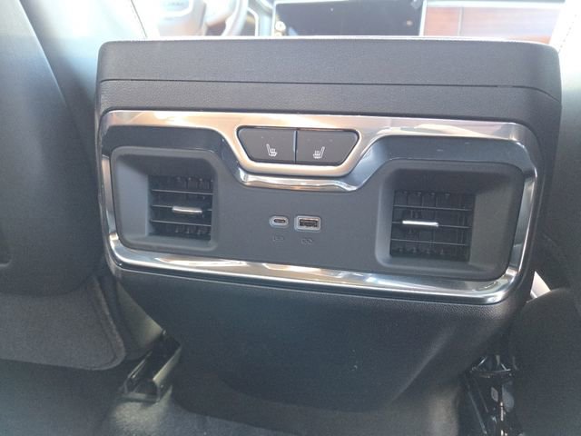 New 2025 GMC Sierra 1500 Denali Ultimate image 9