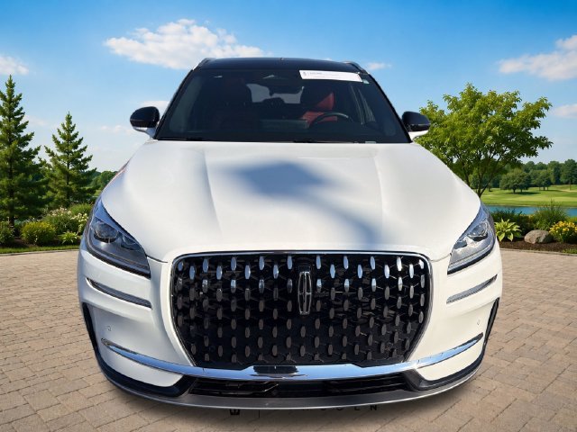 Used 2023 Lincoln Corsair Reserve w/ Equipment Group 201A AWD/4WD image 10