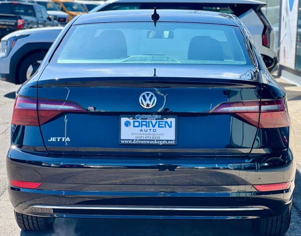 Used 2021 Volkswagen Jetta S w/ Driver Assistance Package image 5