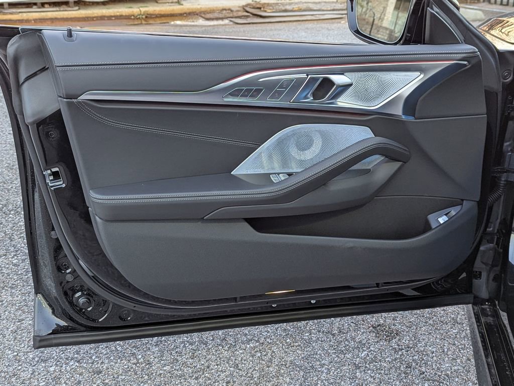 New 2026 BMW M850i xDrive w/ M Sport Professional Package image 9