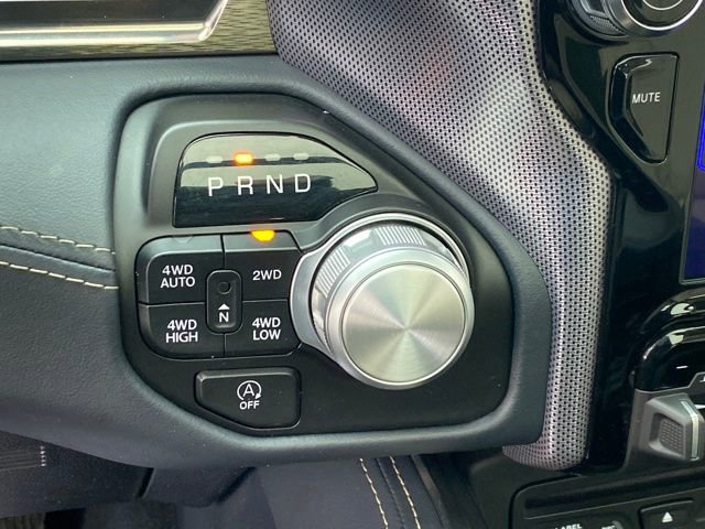 Used 2019 RAM 1500 Limited AWD/4WD image 12