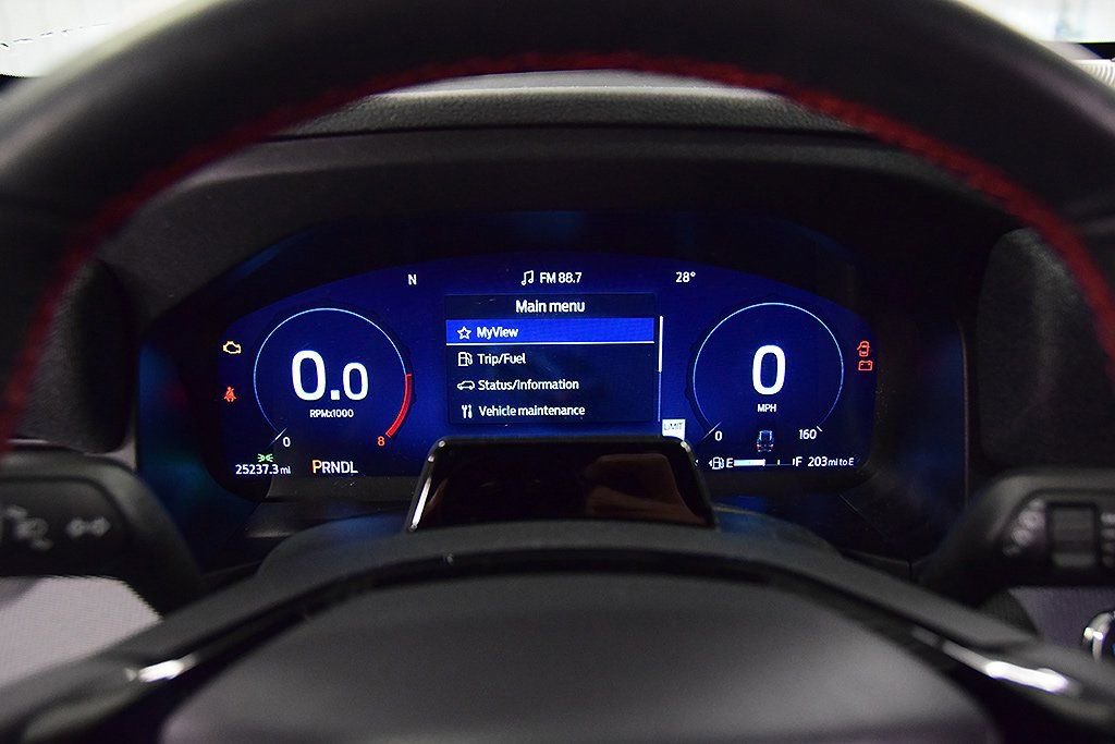 Used 2025 Ford Explorer ST-Line image 17