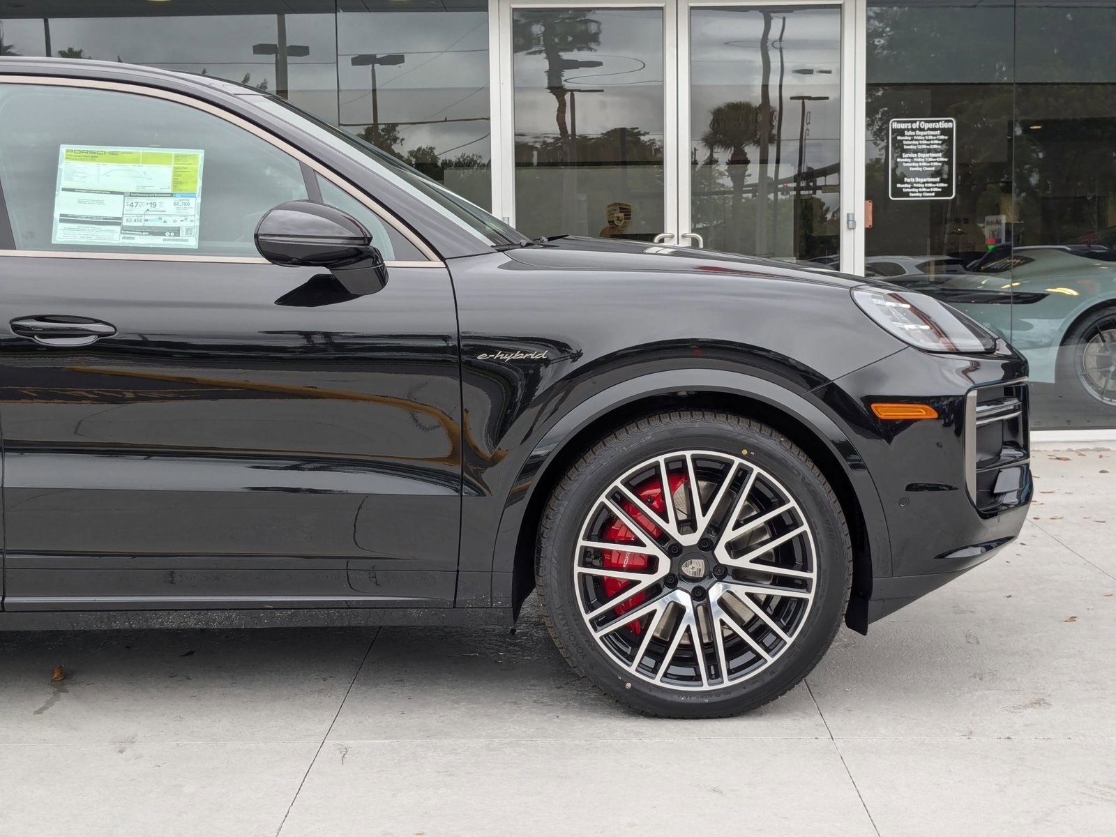 New 2025 Porsche Cayenne Turbo AWD/4WD image 10
