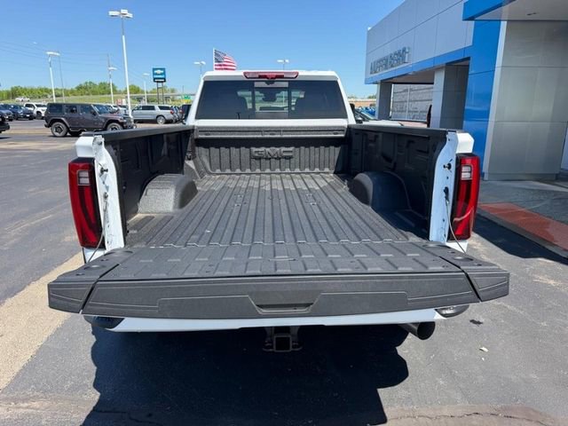 New 2026 GMC Sierra 3500 Denali w/ Denali Reserve Package AWD/4WD image 7