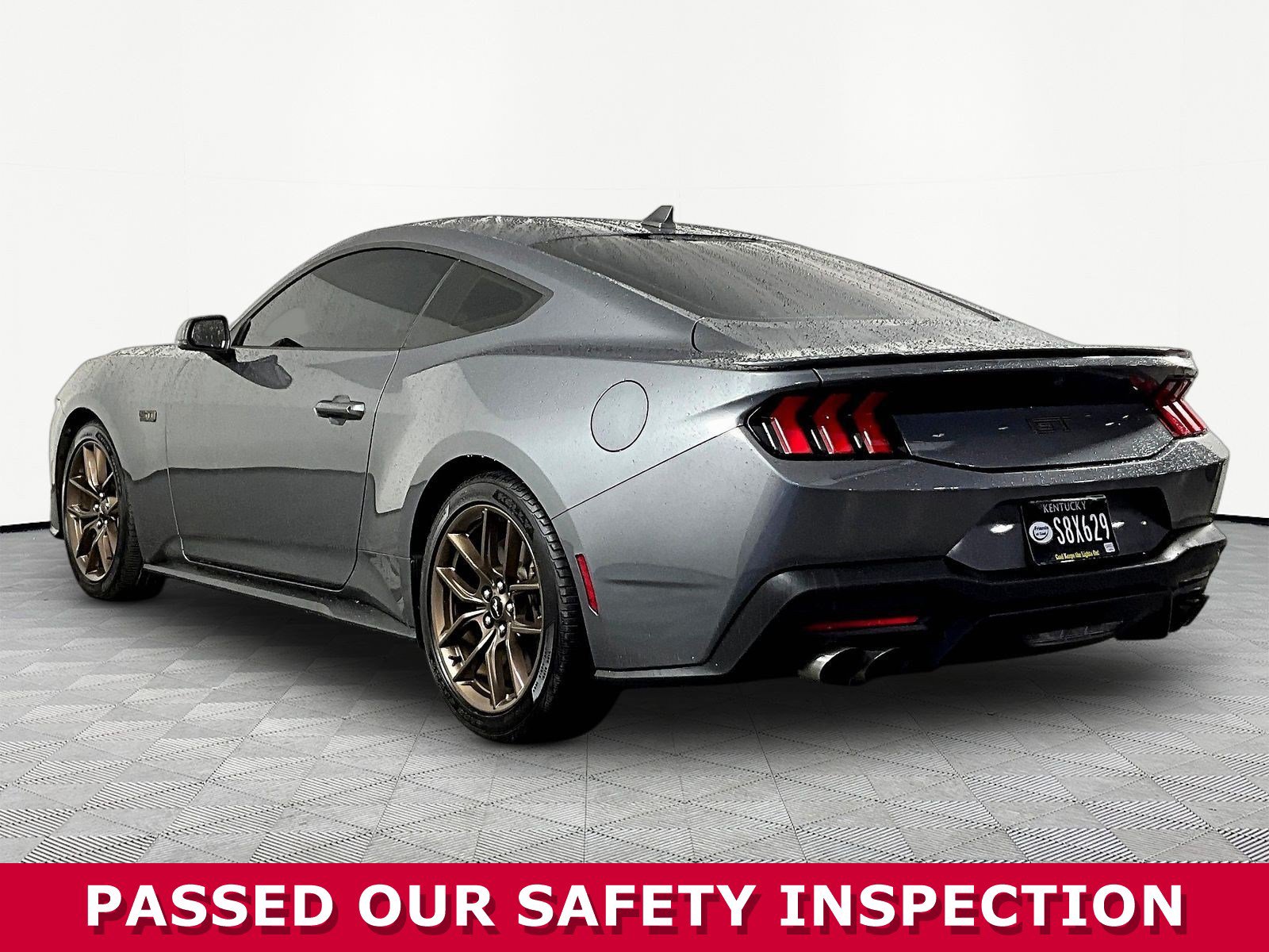 Used 2024 Ford Mustang GT Premium RWD image 4