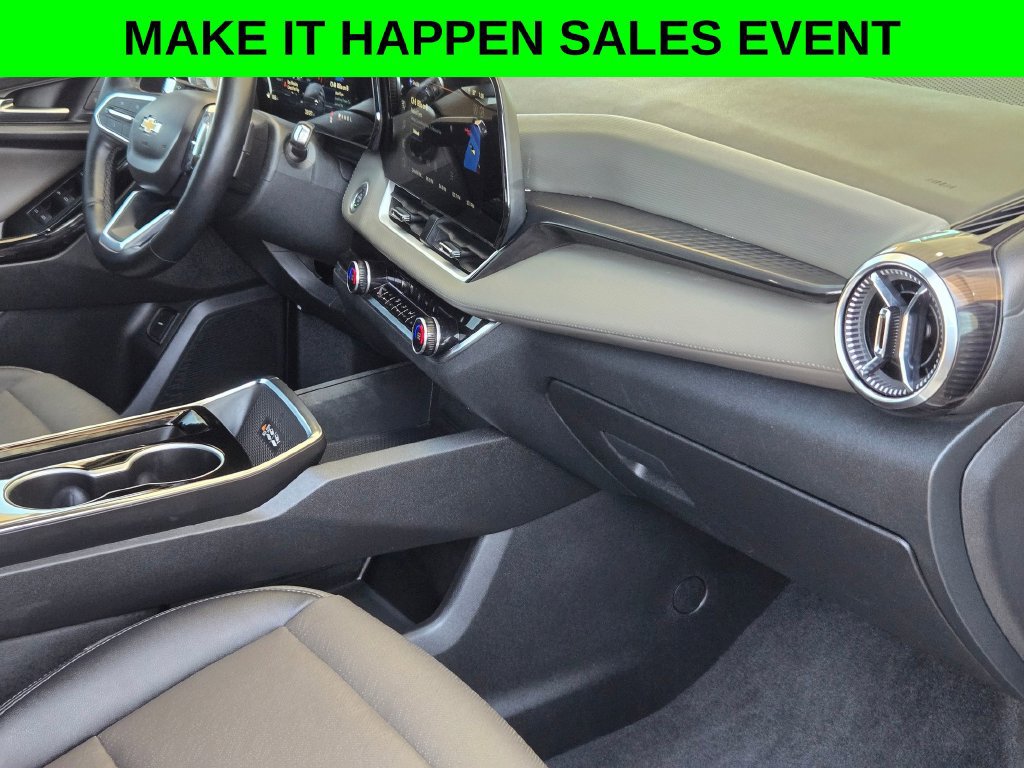 Used 2025 Chevrolet Equinox LT w/ Convenience Package II FWD image 27