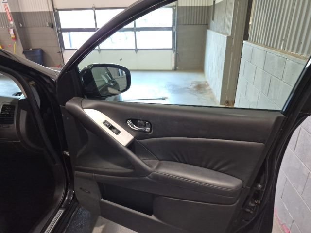 Used 2010 Nissan Murano SL w/ Leather Pkg AWD/4WD image 28