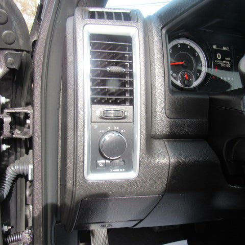 Used 2024 RAM 1500 Classic Warlock AWD/4WD image 18