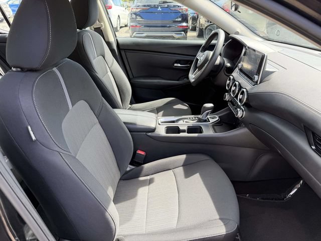 Used 2024 Nissan Sentra SV FWD image 12