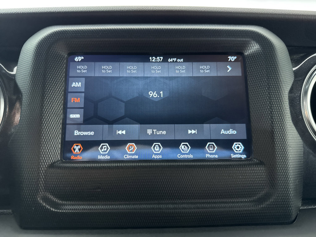 Used 2021 Jeep Wrangler Unlimited Sahara image 14