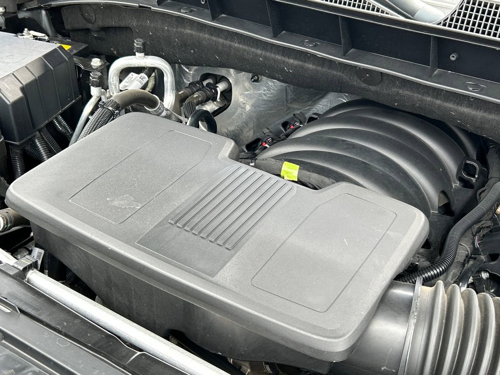 Used 2023 Chevrolet Silverado 1500 RST AWD/4WD image 30