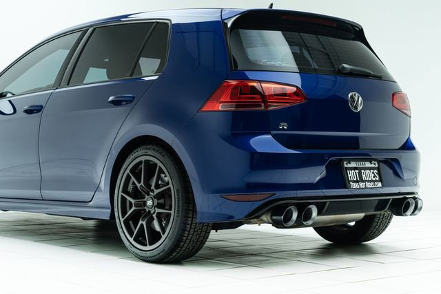 Used 2017 Volkswagen Golf 4-Door image 20