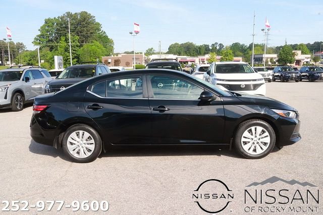 Used 2023 Nissan Sentra S image 4
