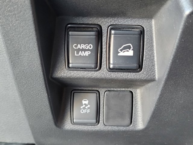 Used 2024 Nissan Frontier SV AWD/4WD image 14