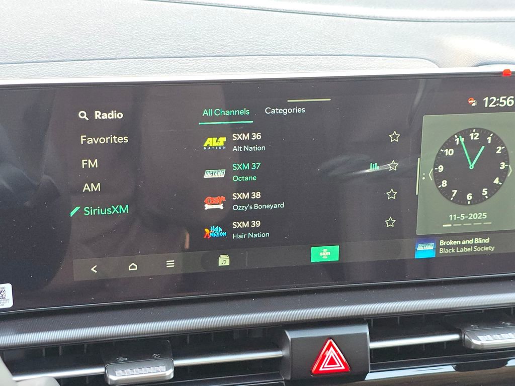 New 2026 Kia Sportage EX image 8