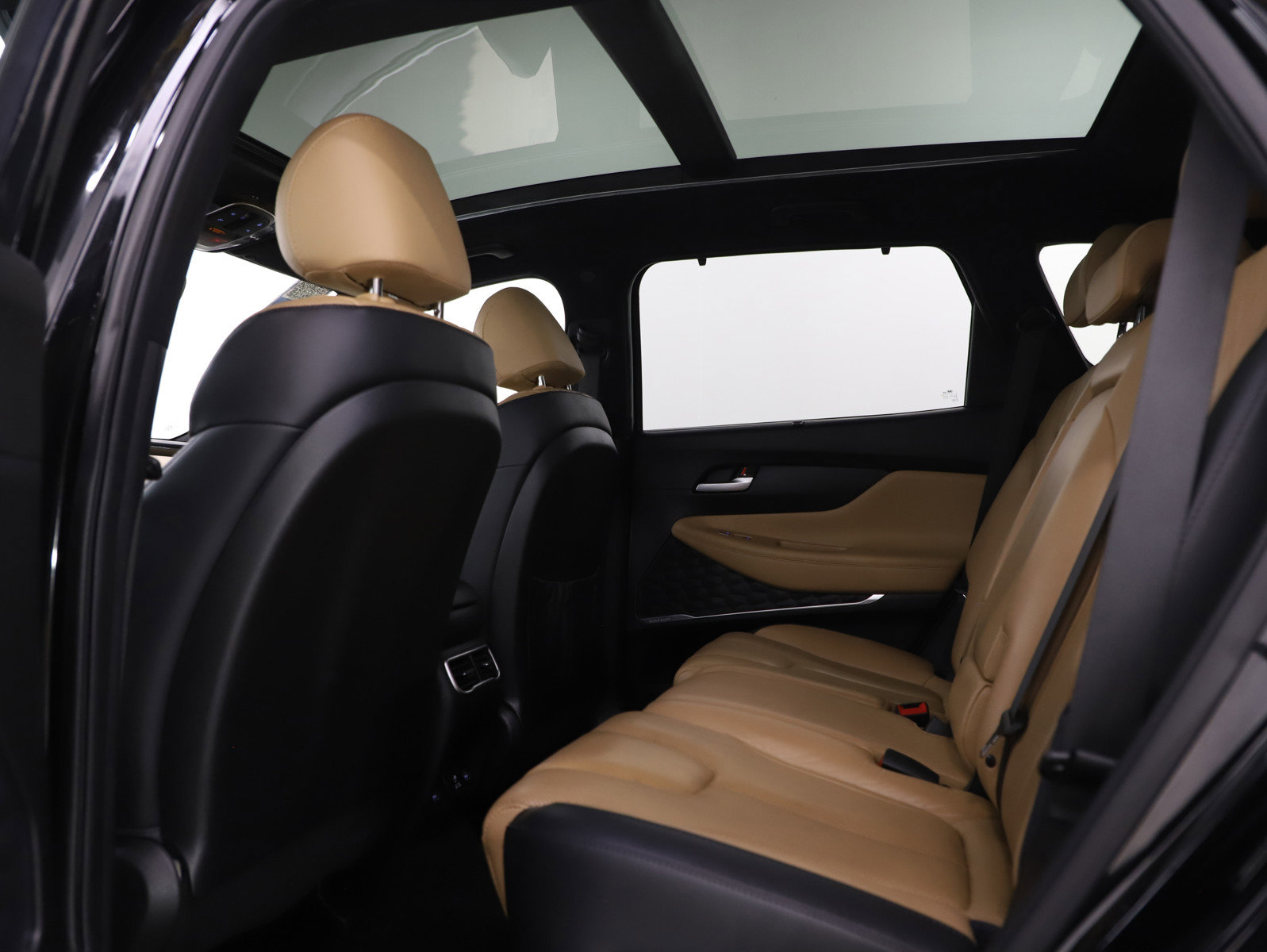 Used 2023 Hyundai Santa Fe Calligraphy w/ Cargo Package image 19