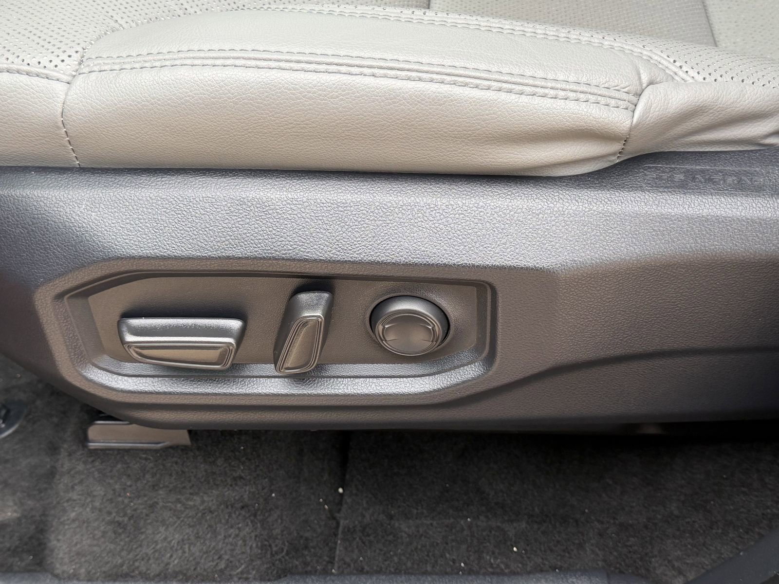 Used 2024 Toyota Sequoia SR5 image 27