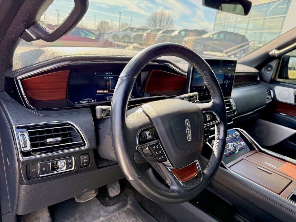 Used 2022 Lincoln Navigator L Reserve image 8
