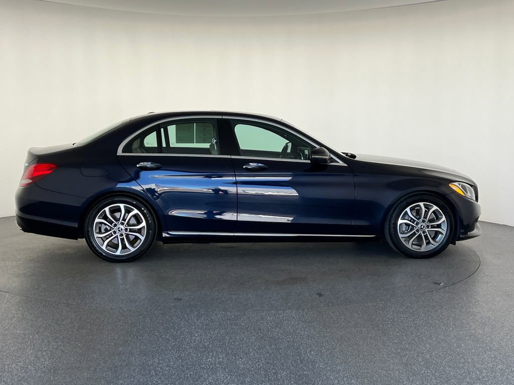 Used 2018 Mercedes-Benz C 300 Sedan video 2