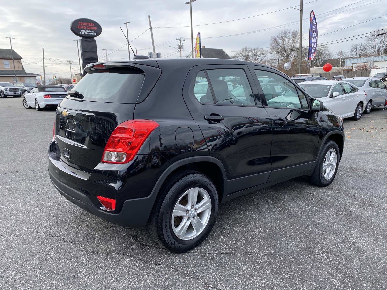 Used 2019 Chevrolet Trax LS image 7