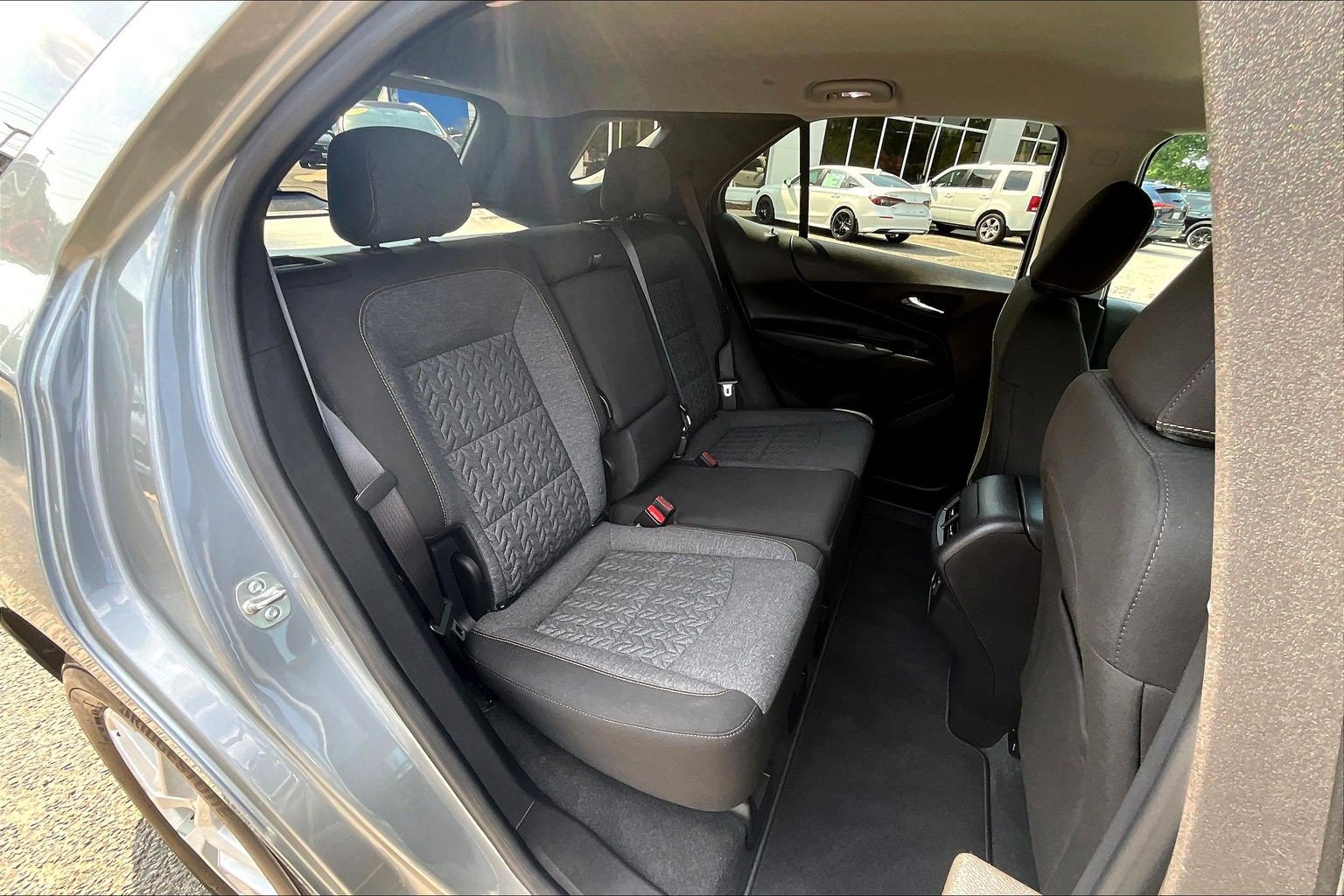 Used 2024 Chevrolet Equinox LT AWD/4WD image 28