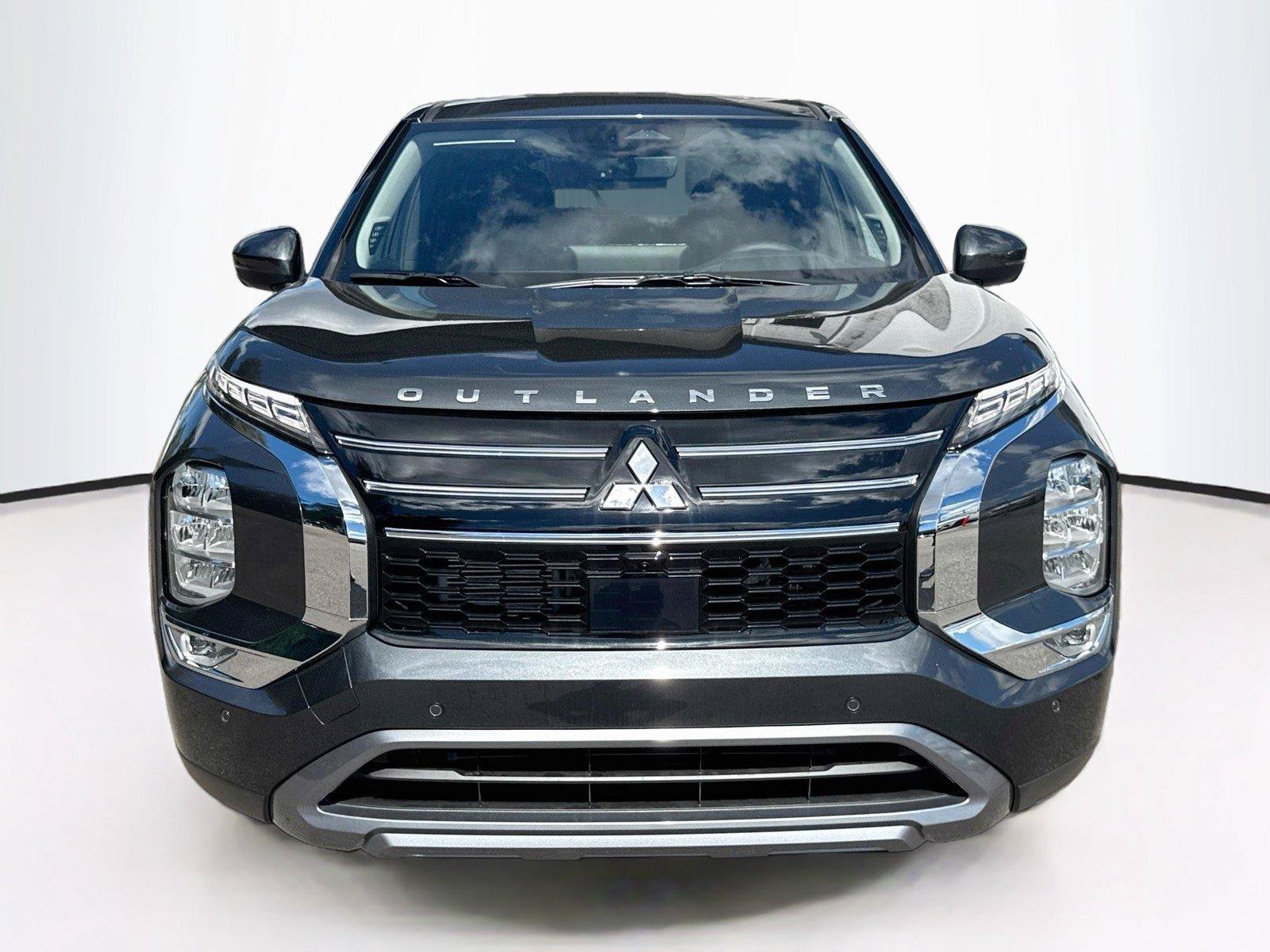 New 2026 Mitsubishi Outlander SE FWD image 8