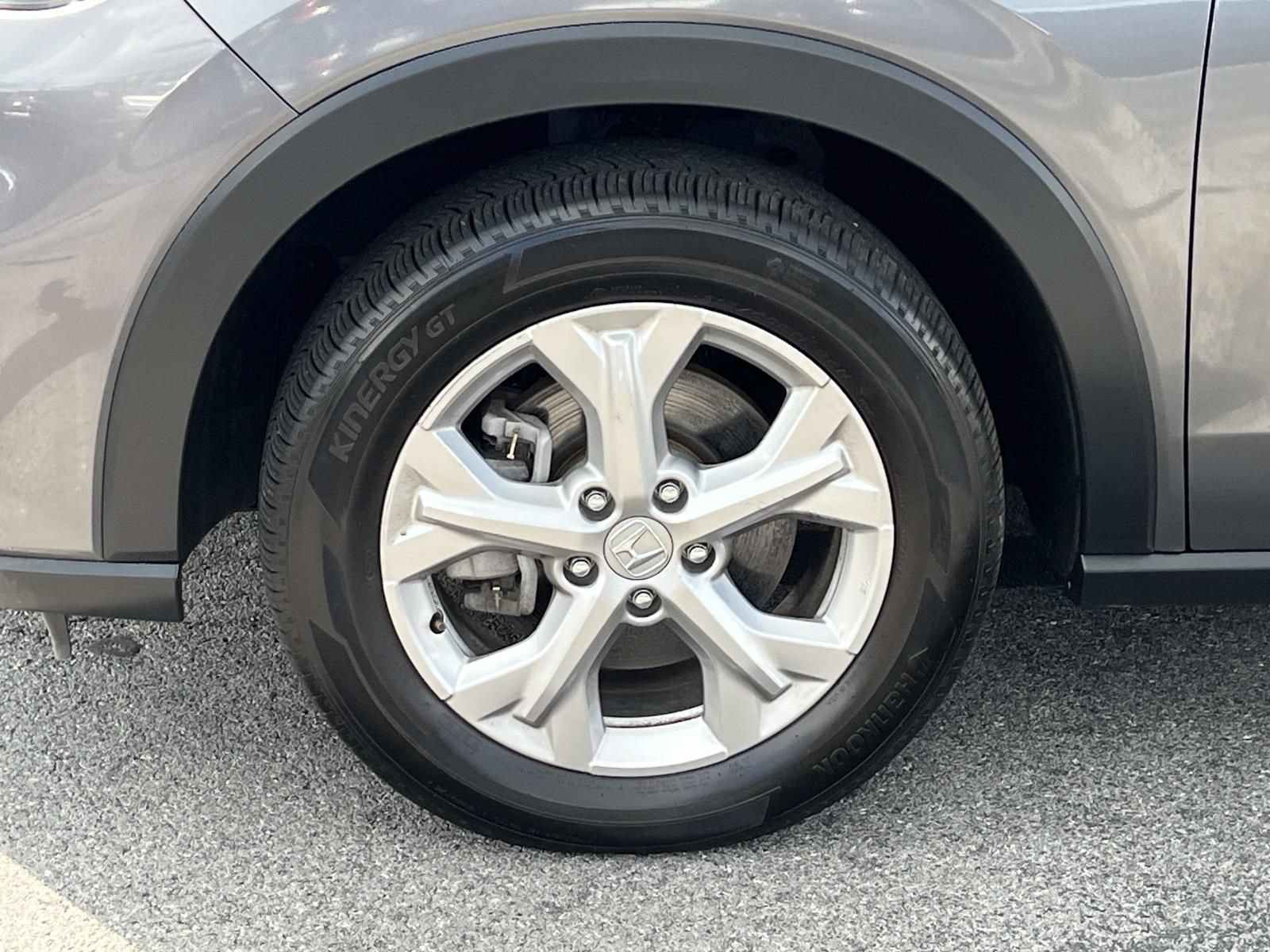 Used 2025 Honda HR-V LX image 11