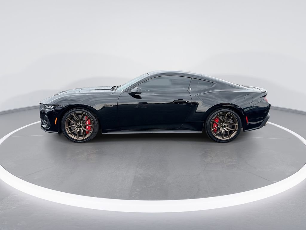 Used 2024 Ford Mustang GT Premium image 5