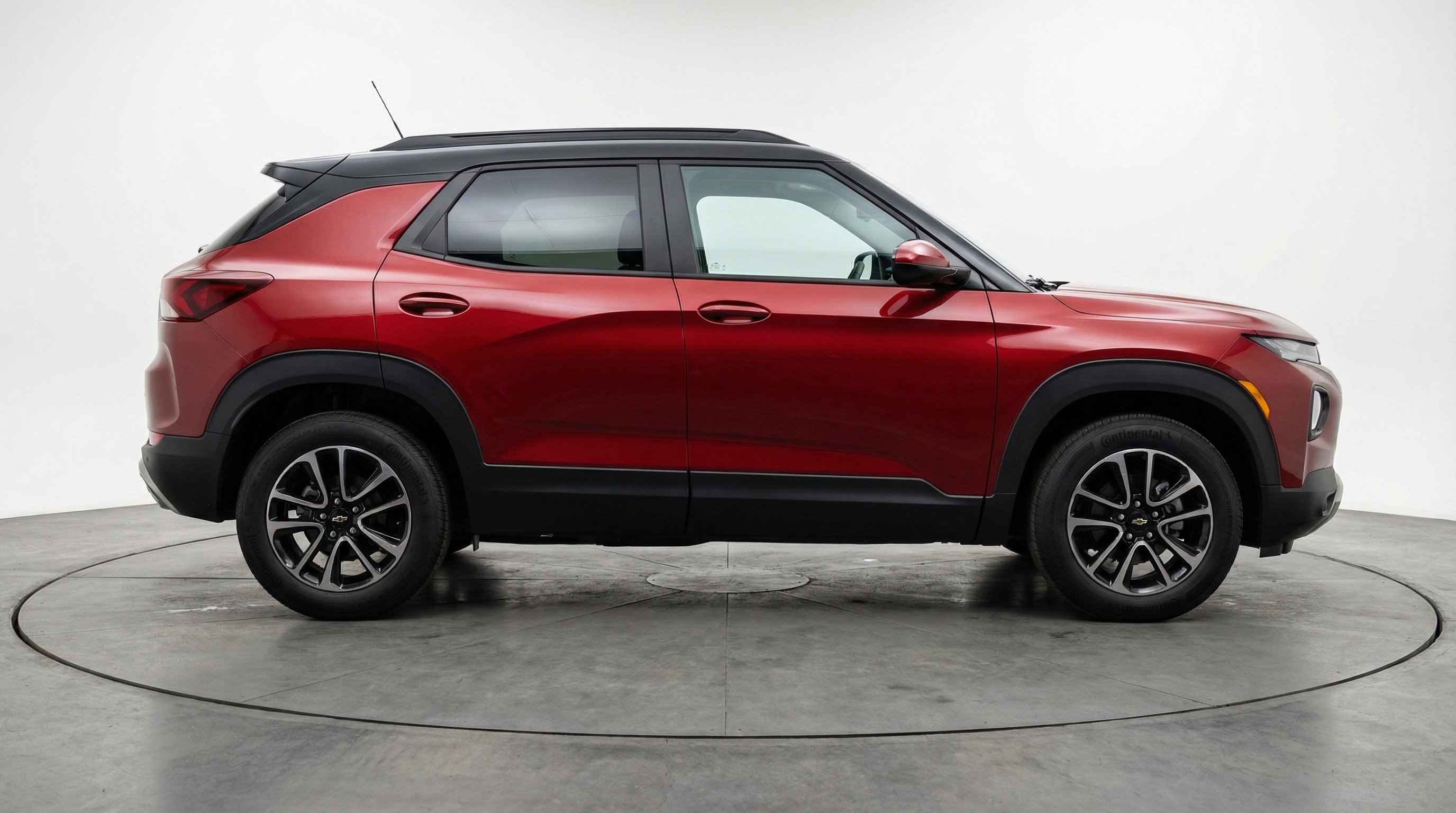 Used 2025 Chevrolet TrailBlazer LT image 11