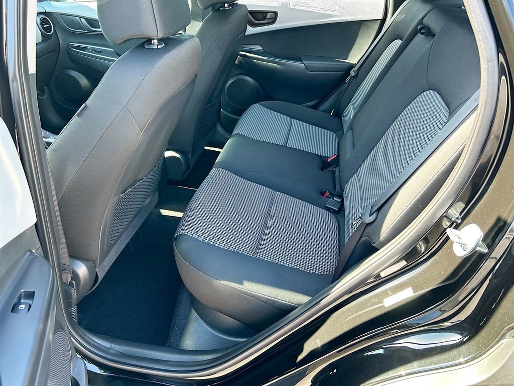 Used 2018 Hyundai Kona SE FWD image 22