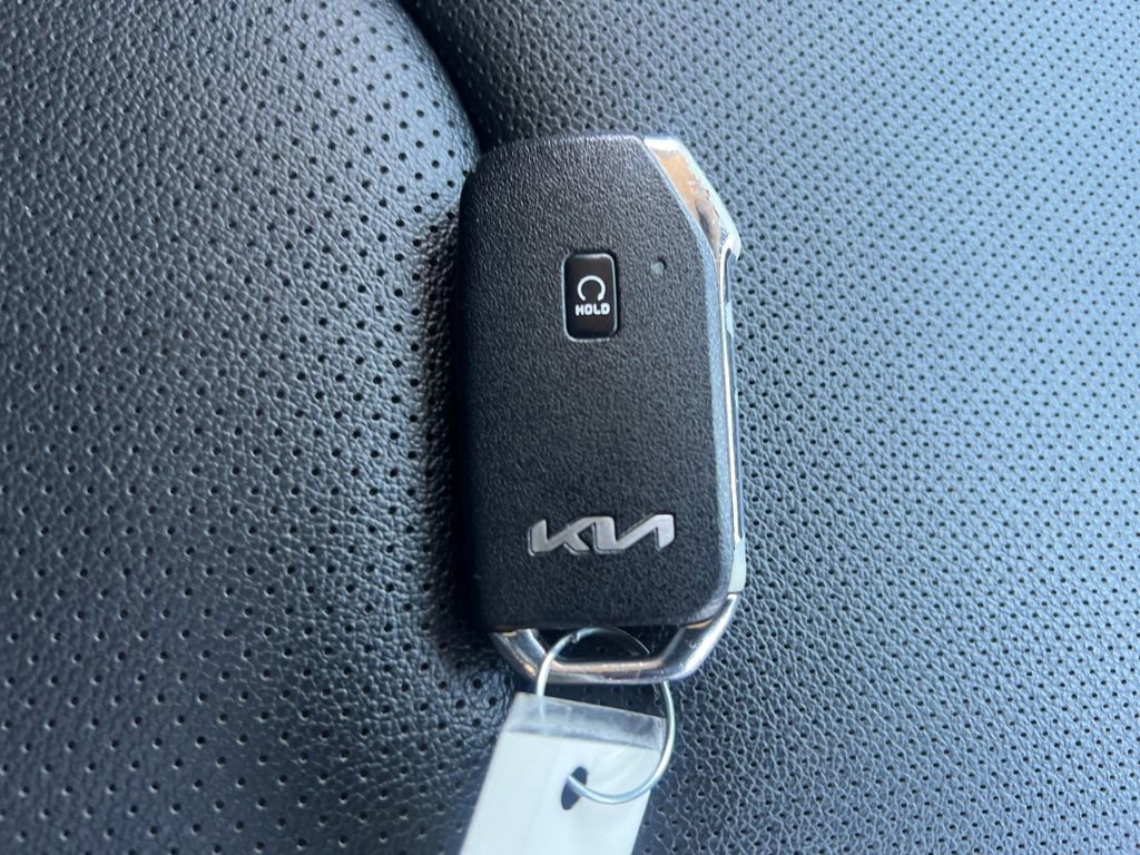 Certified 2023 Kia Sportage EX image 25