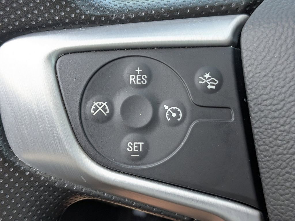 Used 2024 GMC Terrain SLE FWD image 23