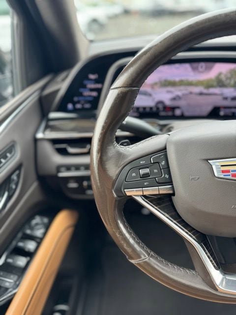 Used 2021 Cadillac Escalade Sport w/ LPO, Illumination Package AWD/4WD image 14