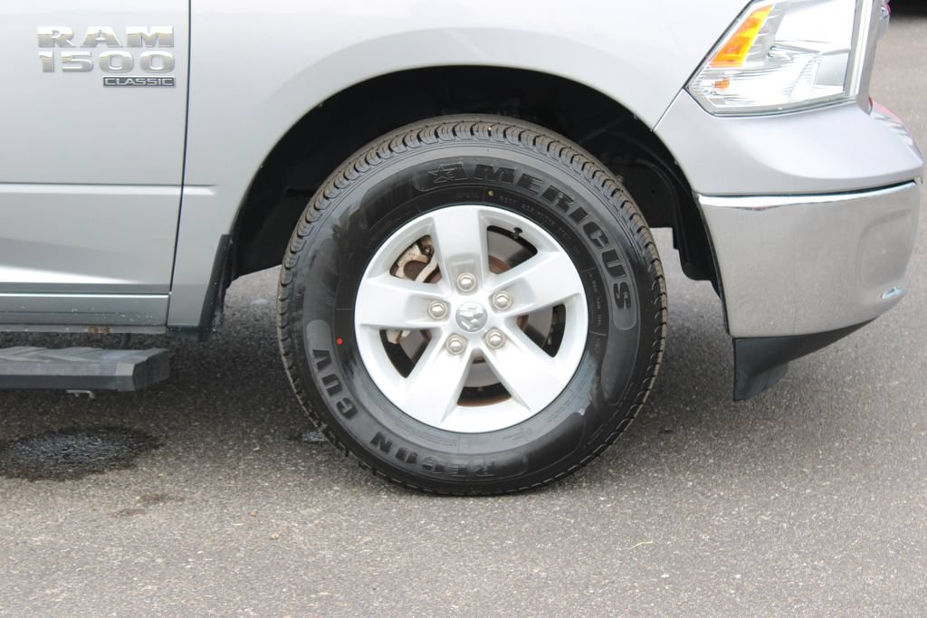 Used 2022 RAM 1500 Tradesman w/ Chrome Plus Package RWD image 12