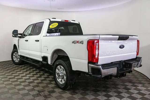 Used 2024 Ford F350 XLT image 9