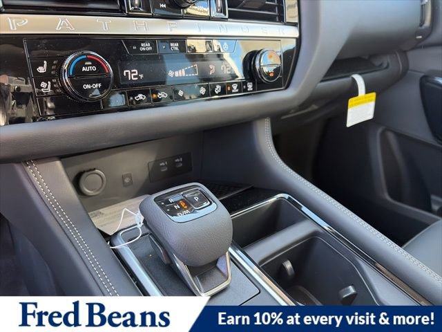 New 2026 Nissan Pathfinder Platinum image 18