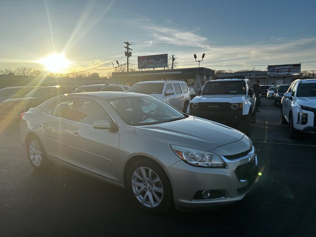 Used 2014 Chevrolet Malibu LT image 2