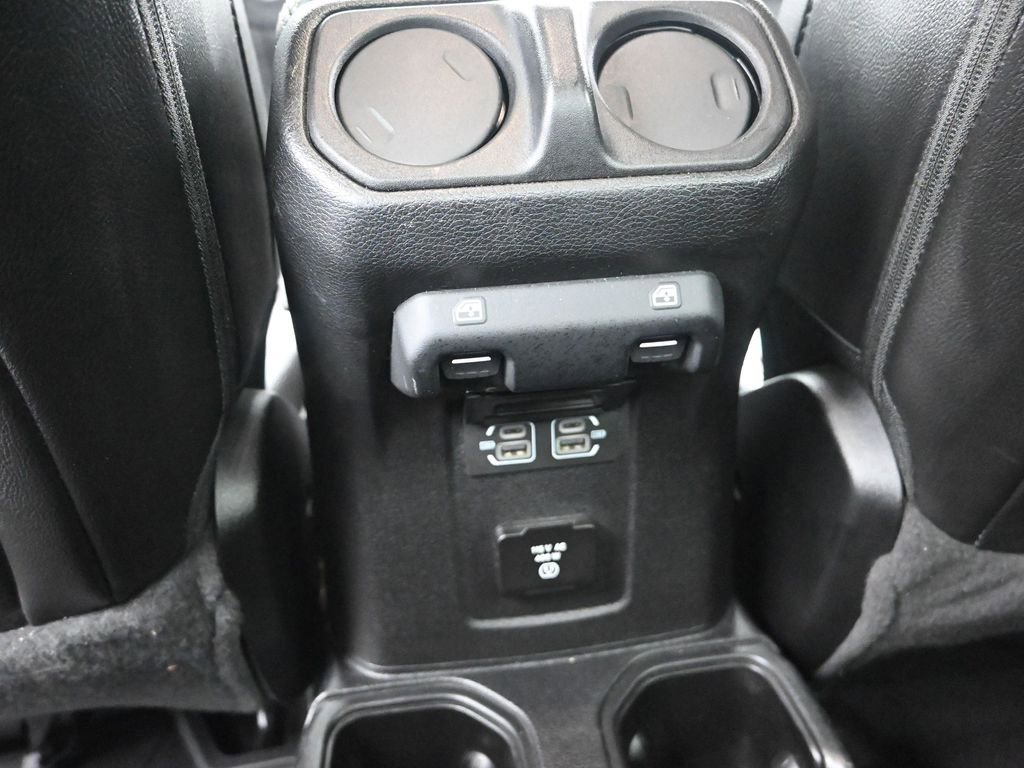 Used 2021 Jeep Gladiator Overland image 17