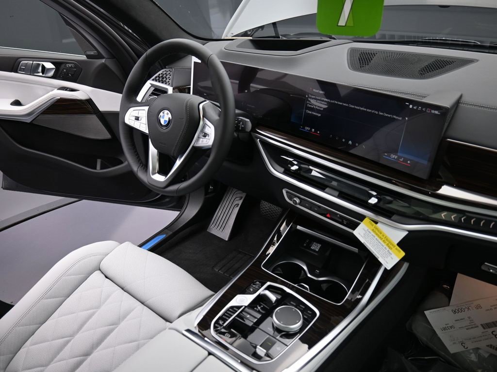 New 2026 BMW X7 xDrive40i image 26