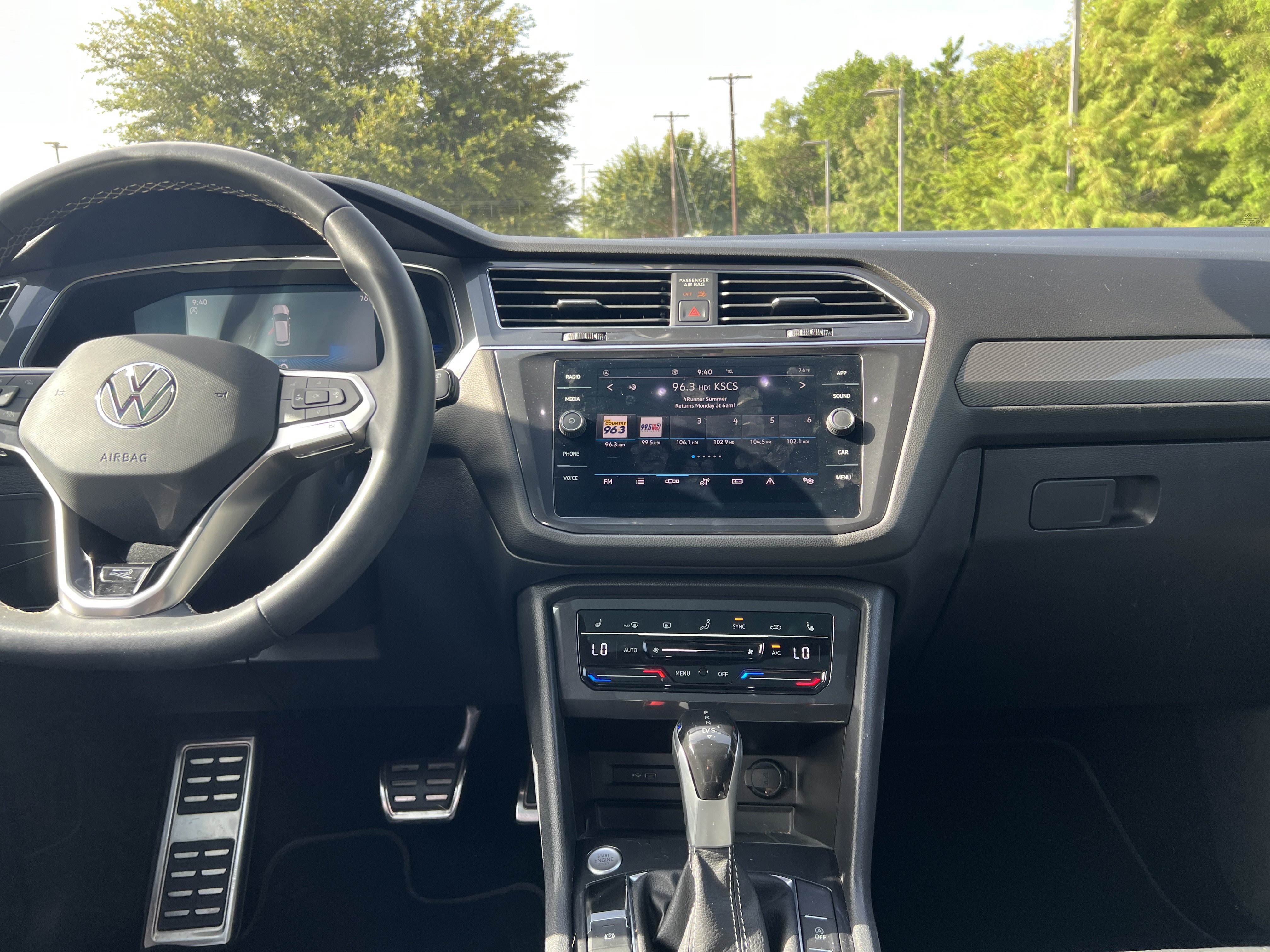 Certified 2023 Volkswagen Tiguan SE R-Line FWD image 26