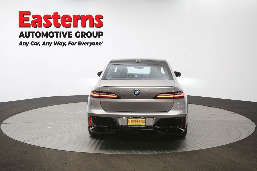 Used 2023 BMW 760i xDrive w/ Executive Package AWD/4WD image 42