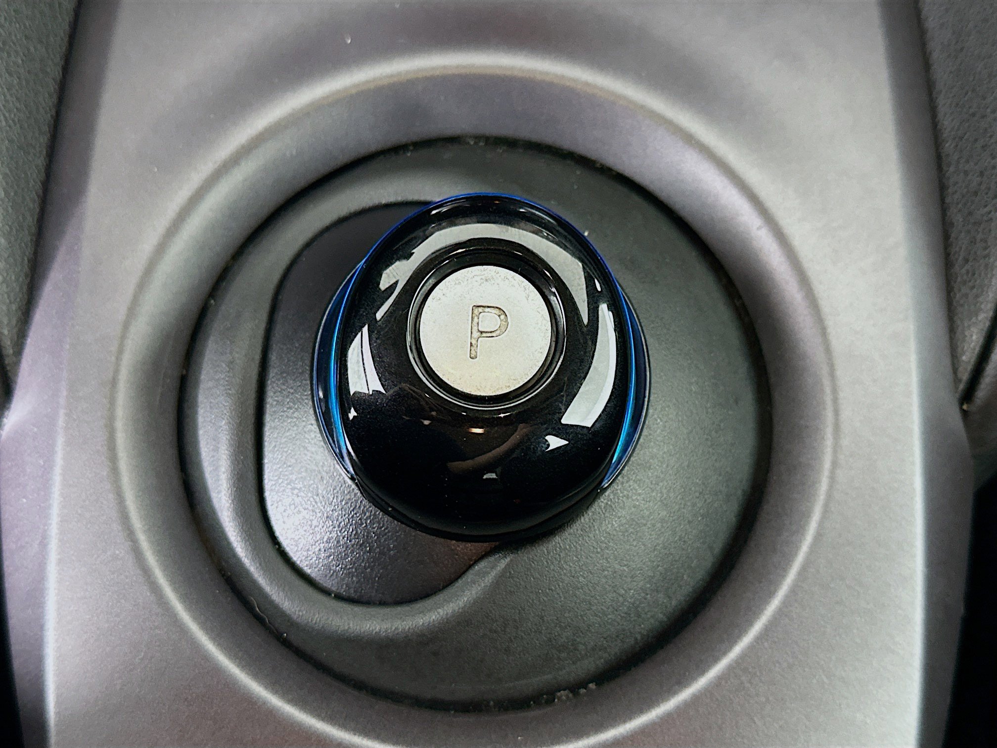 Used 2023 Nissan Leaf S image 24