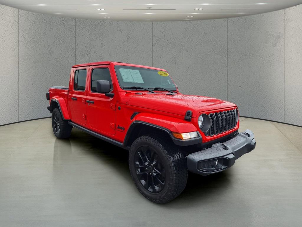 Used 2024 Jeep Gladiator Sport AWD/4WD image 7