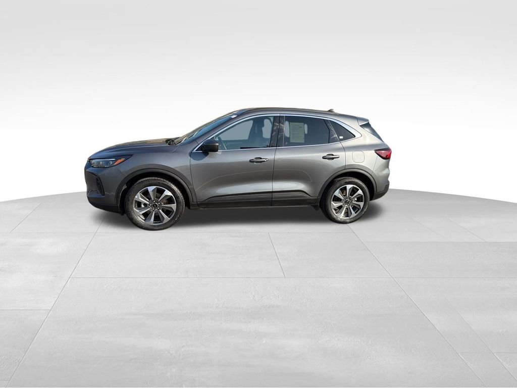 Used 2025 Ford Escape Platinum image 6