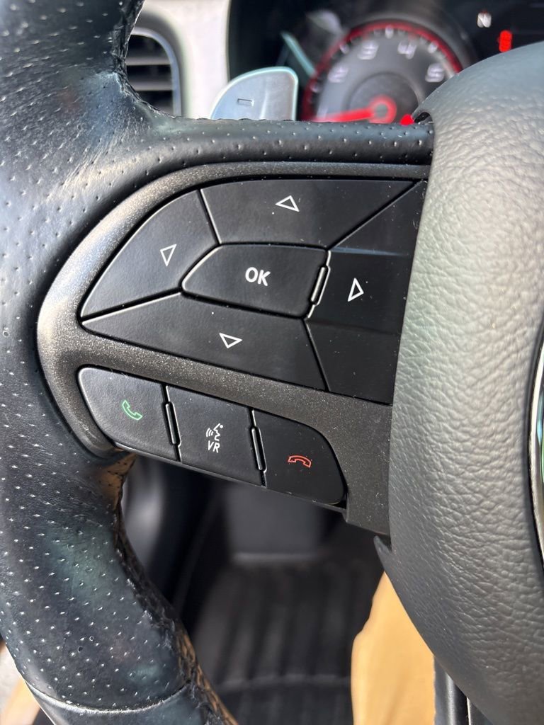 Used 2019 Dodge Charger SXT w/ Blacktop Package AWD/4WD image 19